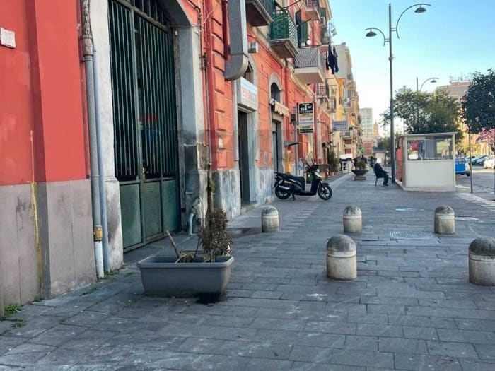Appartamento bilocale in vendita in Viale Margherita a Ponticelli, Ponticelli, Napoli