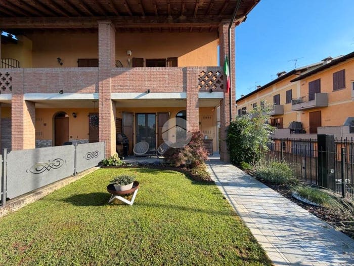 Casa trilocale in vendita in Via palmiro togliatti, Mairano