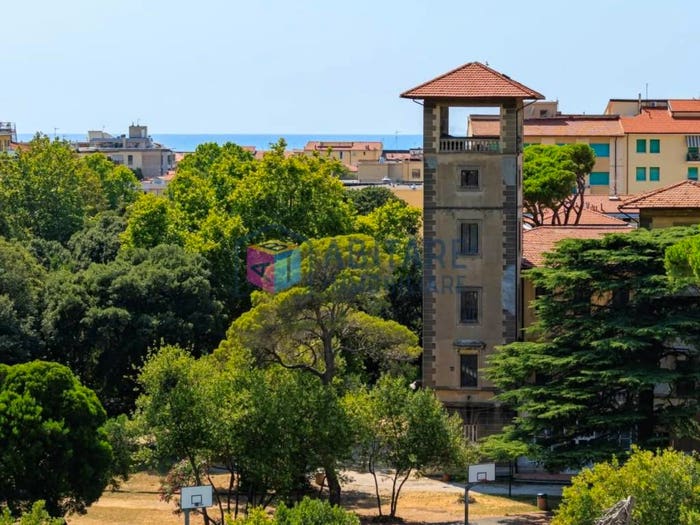 Casa con 5 locali in vendita in Via Montebello, Porta a Mare Mazzini, Livorno