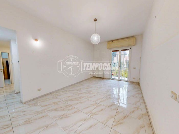 Appartamento trilocale in vendita in Via Beniamino Gigli, Bovisasca, Milano