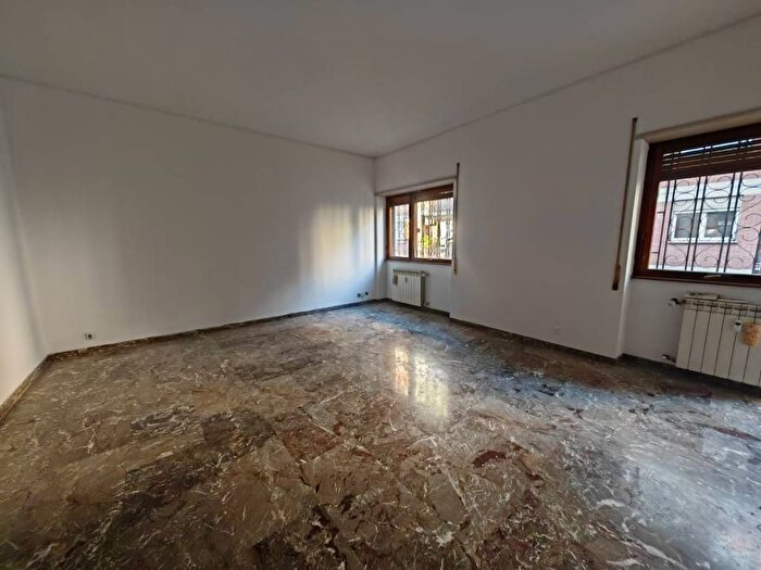 Appartamento trilocale in vendita in Via Giacomo Trevis, Navigatori, Roma