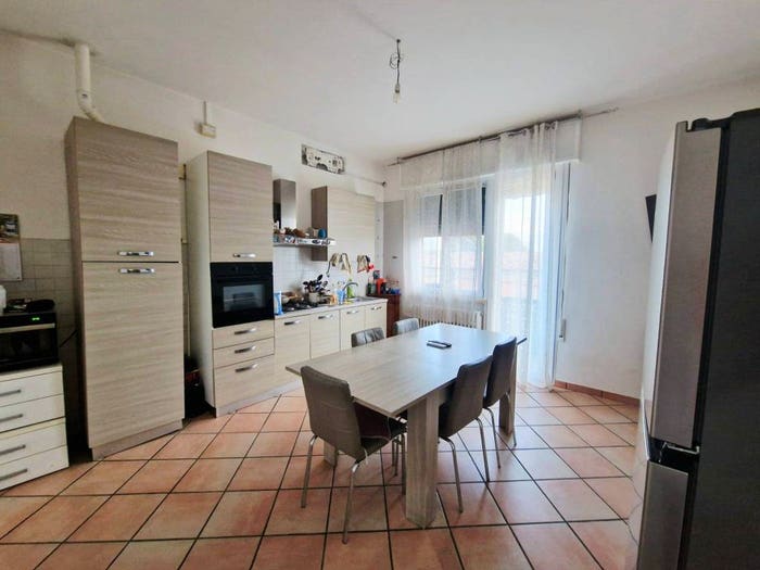 Appartamento con 6 locali in vendita in Roncalceci Longana, Ravenna