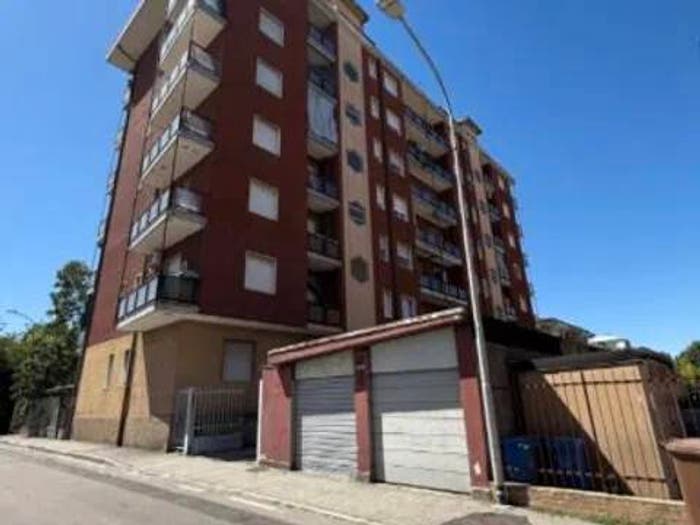 Appartamento trilocale in vendita in Via Eugenio Villoresi, Centro, Garbagnate Milanese