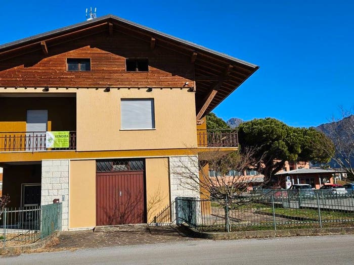 Casa con 6 locali in vendita in Via Tito Speri, Ponte Caffaro, Bagolino