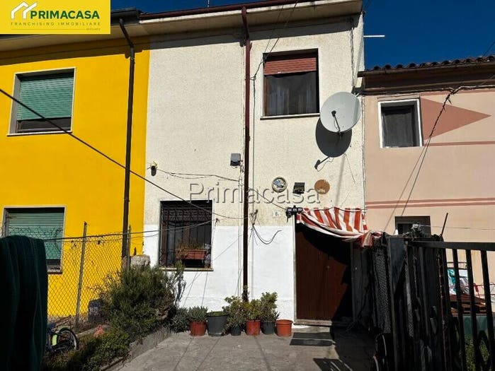Casa trilocale in vendita in Via Cason, Cason, Ronco all'Adige