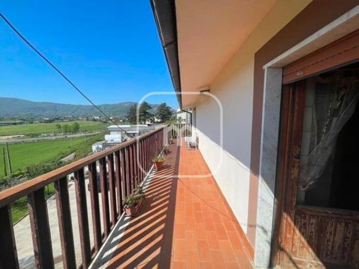 Appartamento con 6 locali in vendita in Via Maiorana, Artena