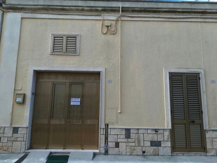 Casa con 6 locali in vendita in Via Unità D'Italia, Melpignano