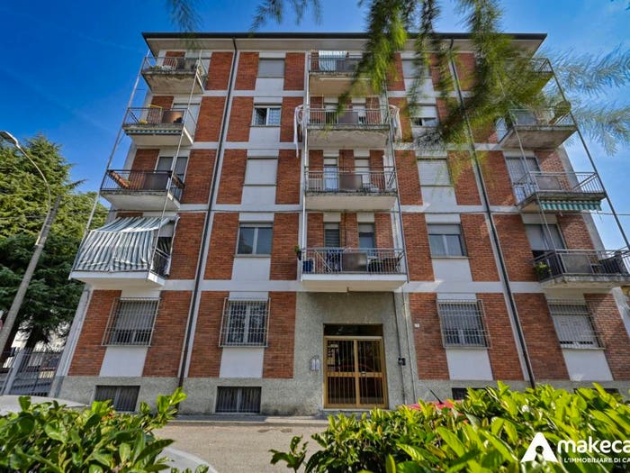 Appartamento bilocale in vendita in Via Papa Giovanni XXIII, Centro, Zelo Buon Persico
