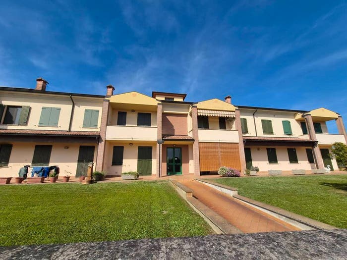 Appartamento con 5 locali in vendita in Via Domenico Giunti, Centro, Sabbioneta