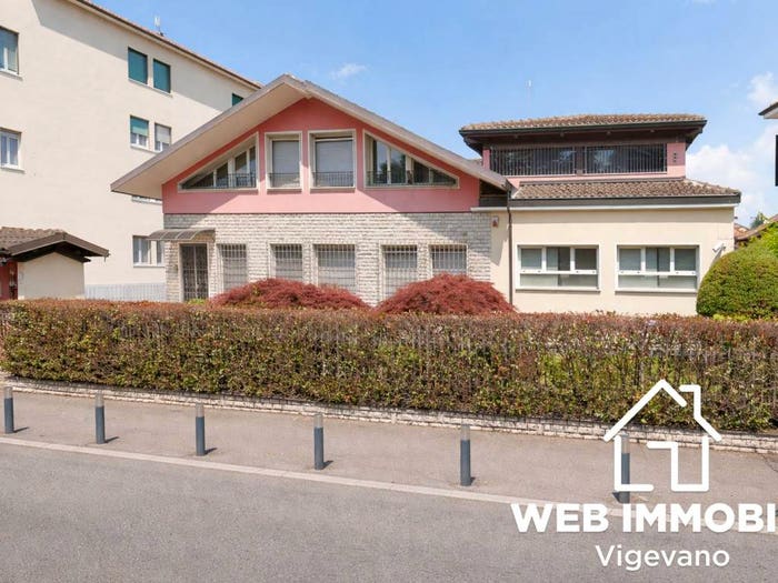 Casa con 6 locali in vendita in Corso Torino, Centro, Mortara