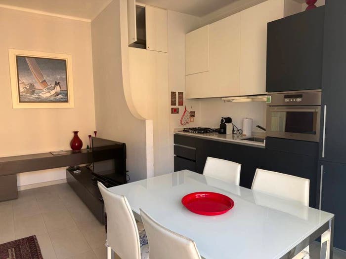 Appartamento trilocale in vendita in Via Leonardo da Vinci, Via Roma Borgo Barusso, Alassio