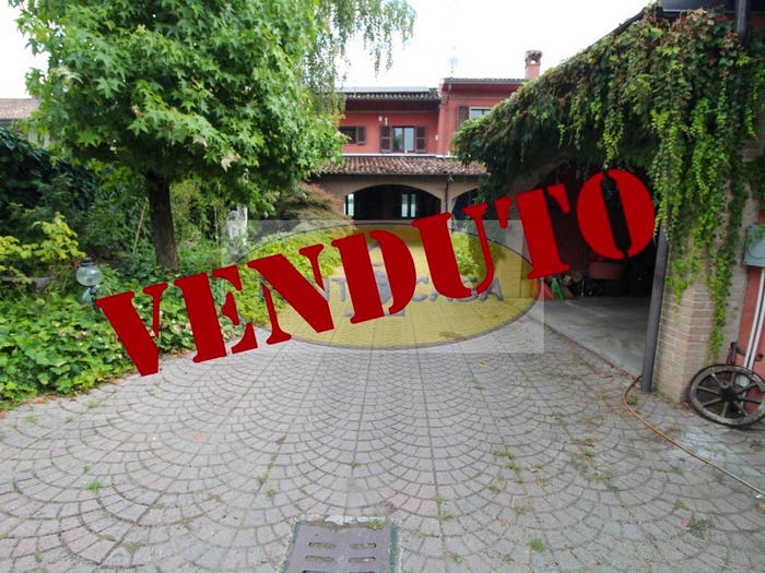 Casa quadrilocale in vendita in Frazione Pantiara, Borghetto Lodigiano