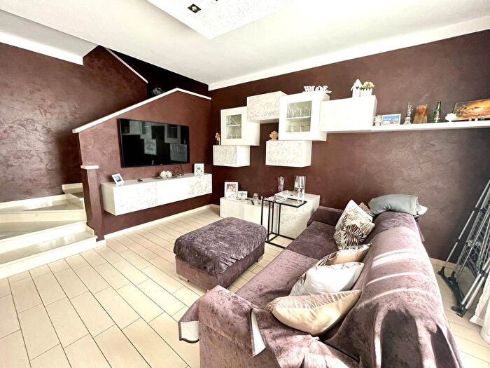 Casa con 5 locali in vendita in Mortaretta, Reggiolo