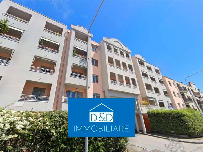 Appartamento con 6 locali in vendita in Via Sant'Eusebio, Centro Città San Paolo, Biella