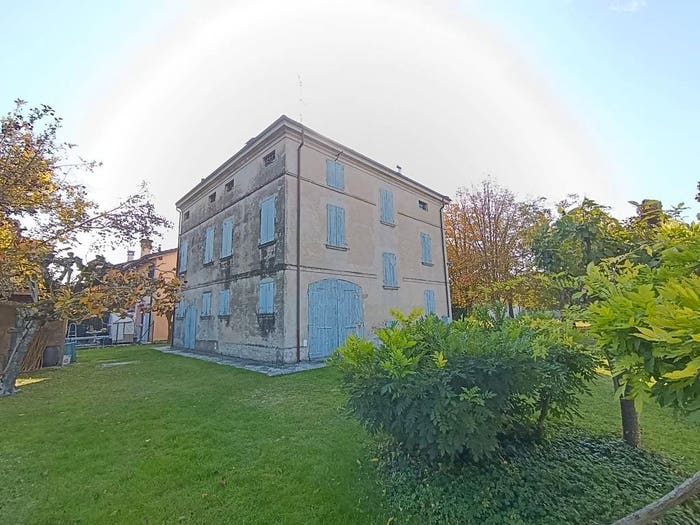 Casa con 6 locali in vendita in Centro, Medolla