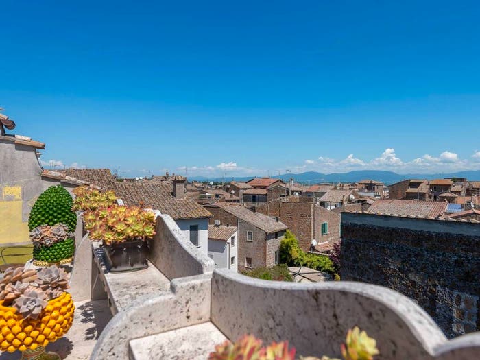 Appartamento con 6 locali in vendita in via Giuseppe Garibaldi, Centro, Civita Castellana