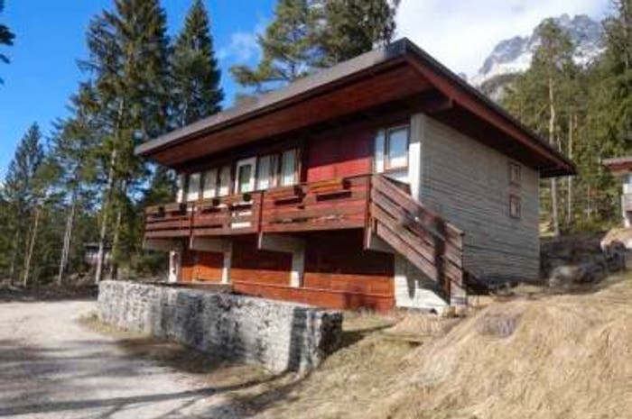 Casa con 6 locali in vendita in Via Metanopoli, Corte, Borca di Cadore