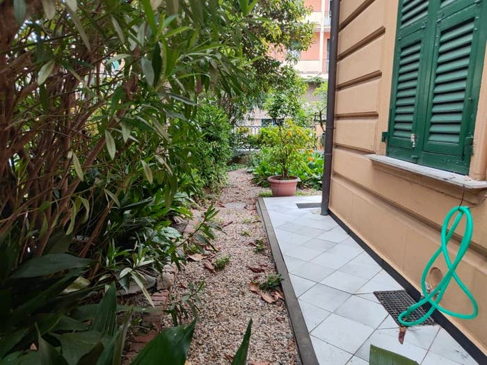 Appartamento con 6 locali in vendita in Via Albaro, Albaro, Genova