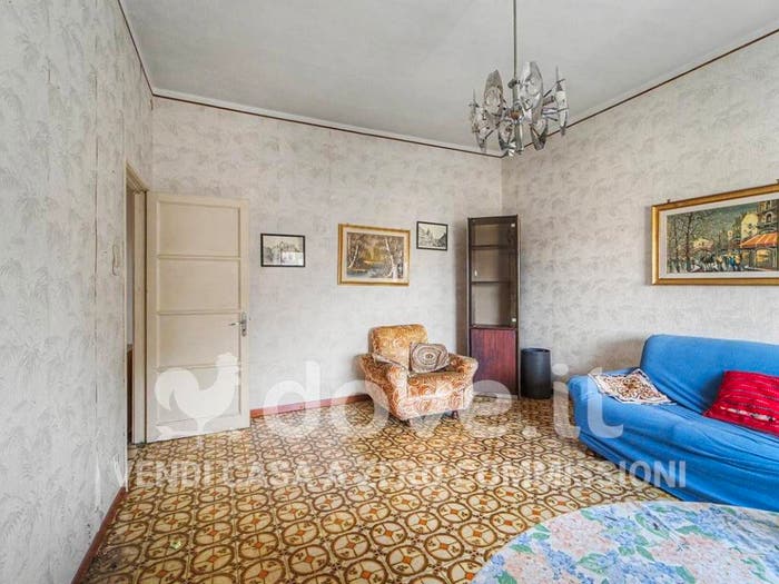 Appartamento trilocale in vendita in Via Acquicella, Palestro, Catania