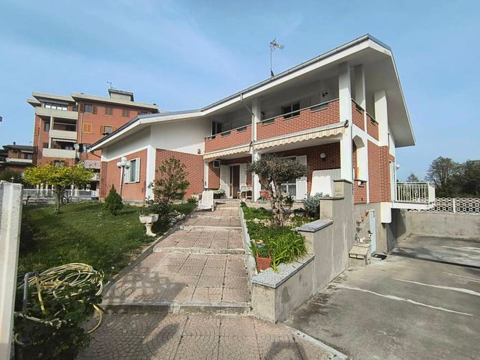 Casa con 6 locali in vendita in Via Casalbagliano, Cristo, Alessandria
