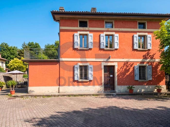 Casa quadrilocale in vendita in Via Lavino, Monte San Pietro