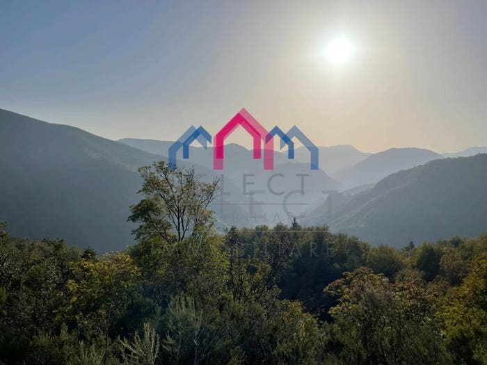 Casa con 5 locali in vendita in Fabbriche di Vergemoli