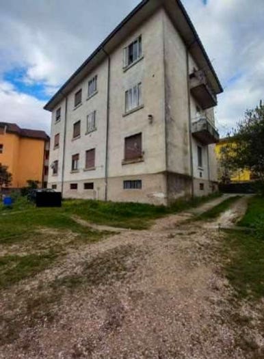 Appartamento quadrilocale in vendita in Via Riotorto, Centro, Arzignano
