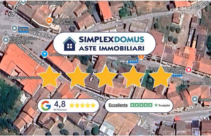 Appartamento con 6 locali in vendita in Largo Vittorio Emanuele, Centro, Atena Lucana