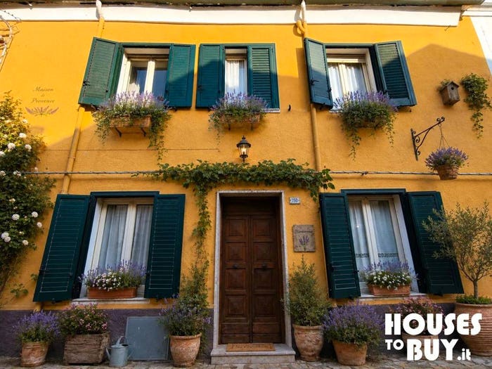 Casa con 5 locali in vendita in Via Roma, Ploaghe