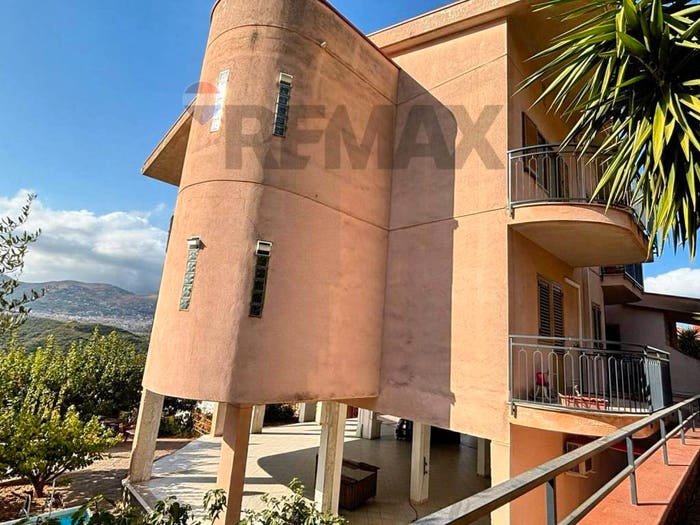Appartamento con 6 locali in vendita in via della Marina, Piano Maglio Blandino, Altofonte