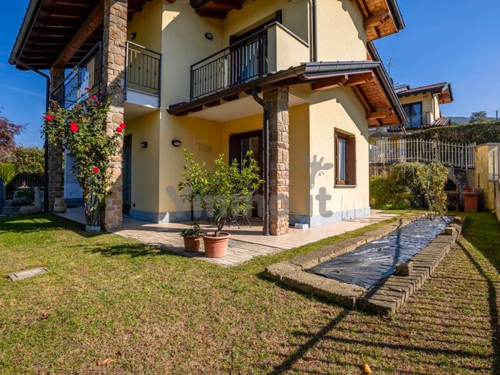 Casa con 6 locali in vendita in Strada Gaggetto, CocquioTrevisago