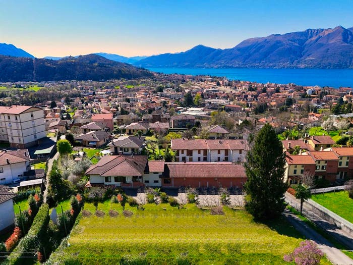 Casa con 6 locali in vendita in Via Cervinia, Centro, Luino