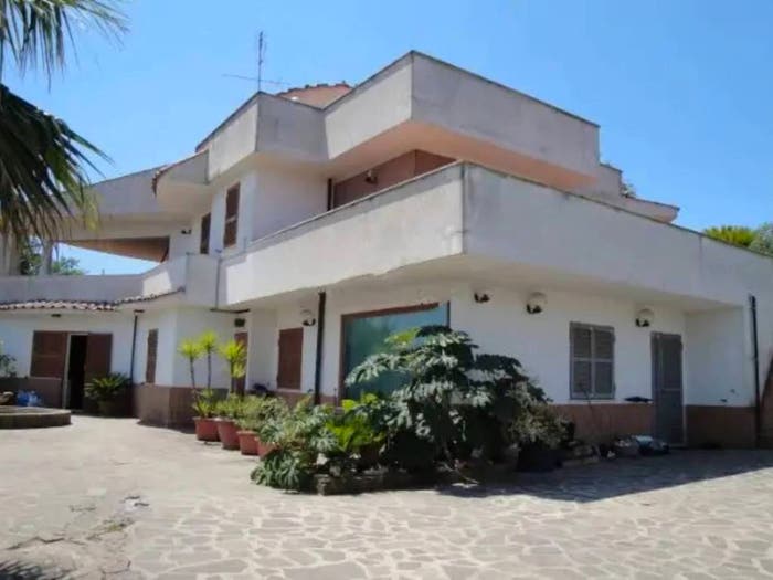 Casa con 6 locali in vendita in Via Fara Sabina, Cioccati Zucchetti, Nettuno
