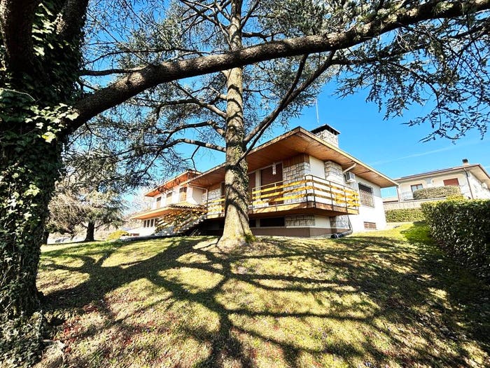 Casa con 5 locali in vendita in Via Pra' di Tos, Buia, Buja