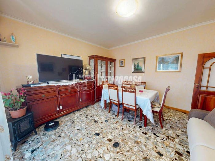 Appartamento trilocale in vendita in Via G Forni, Comasina, Milano