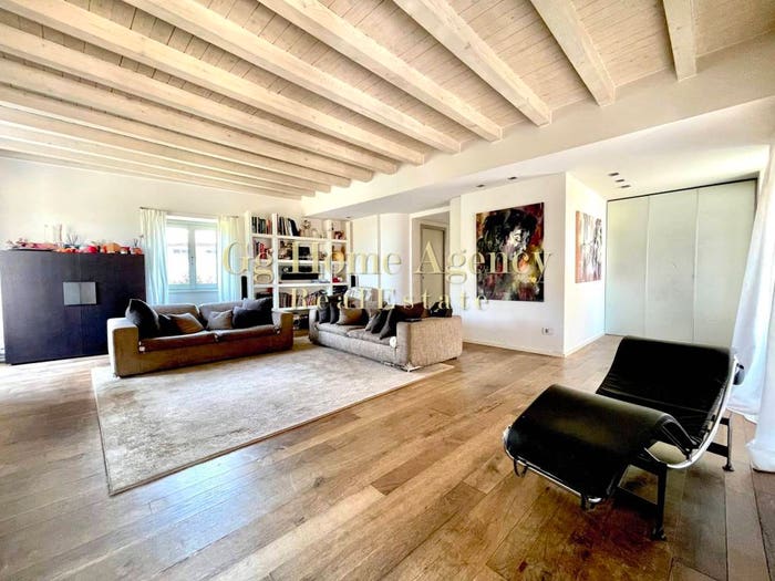 Casa con 6 locali in vendita in Piazza Giuseppe Verdi, Centro, Missaglia
