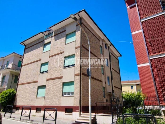 Appartamento trilocale in vendita in Via Domenico Mistichelli, Centro, Fermo
