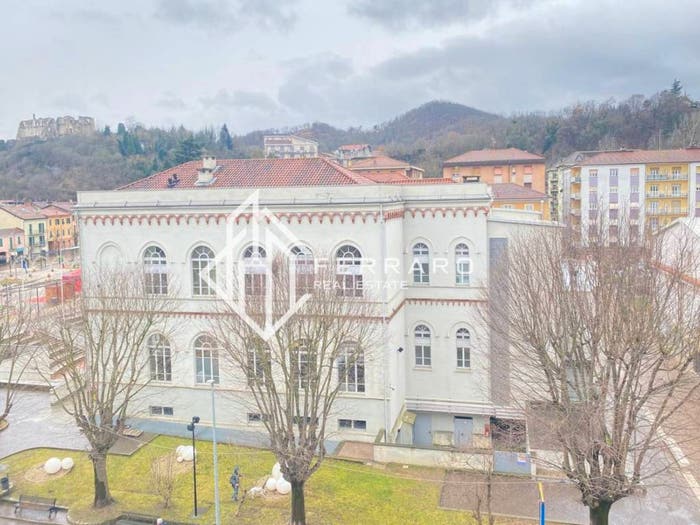 Appartamento quadrilocale in vendita in Corso Dante Alighieri, Centro, Cairo Montenotte