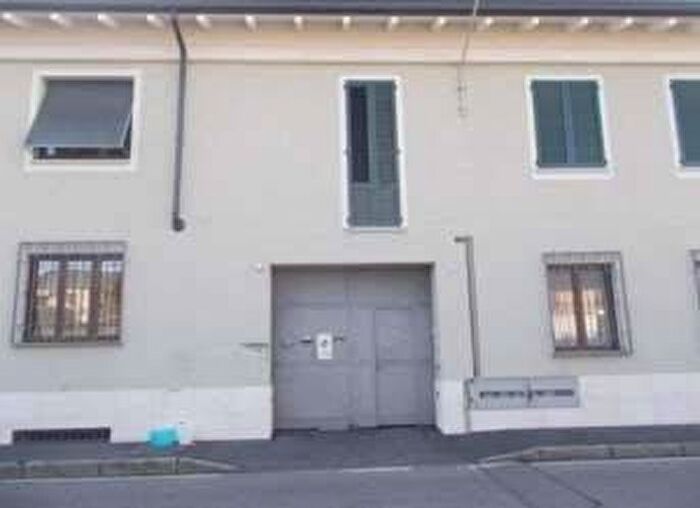 Appartamento trilocale in vendita in via Adua, Centro, Arluno
