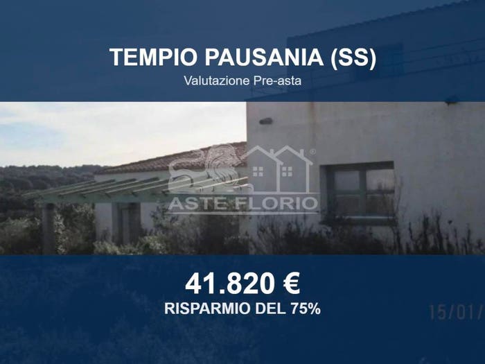 Casa con 6 locali in vendita in Località Lu Sarroni snc, Bassacutena, Tempio Pausania