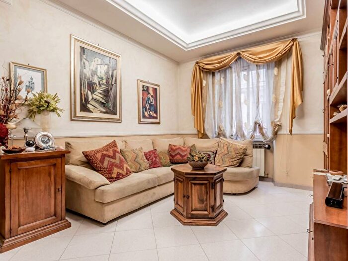 Appartamento trilocale in vendita in Via delle Spighe, Alessandrino Torre Spaccata, Roma