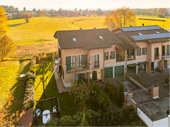 Casa con 6 locali in vendita in Via Ulderico Levi, Centro, Montecchio Emilia