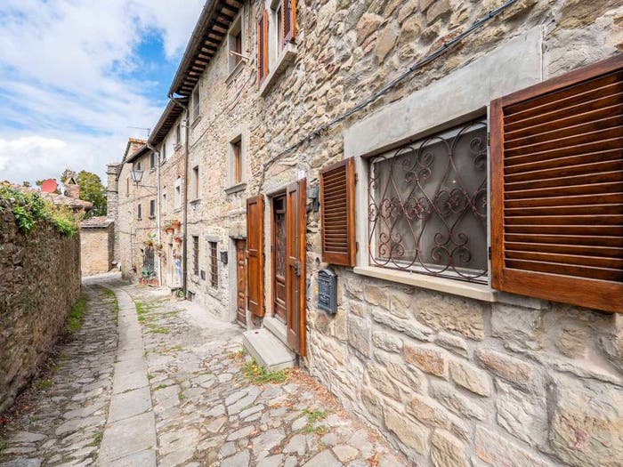 Appartamento con 5 locali in vendita in Via Orto della Cera, Centro, Cortona