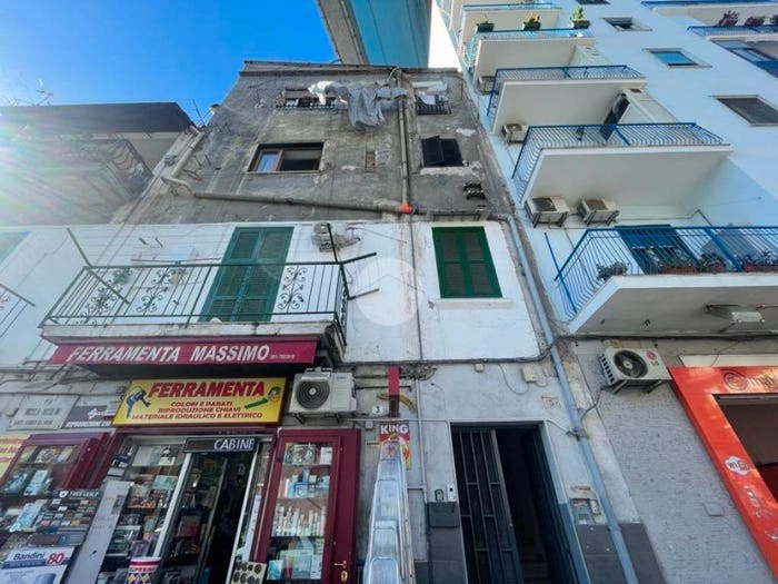 Appartamento bilocale in vendita in Via Nicola Nicolini, San Carlo All'Arena, Napoli