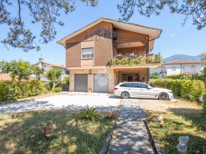 Appartamento trilocale in vendita in Via Garibaldi, Fantauzzi, Cantalice