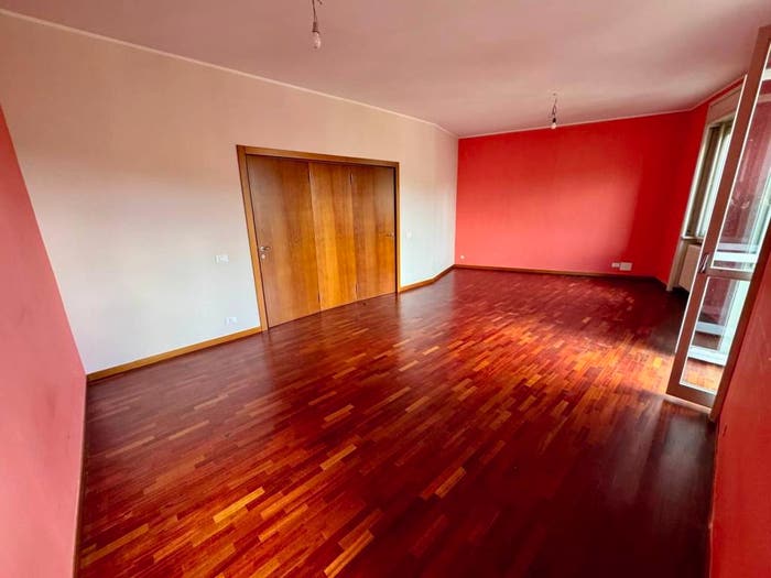 Appartamento quadrilocale in vendita in Via Angelo Roncalli, Centro, Gazzaniga