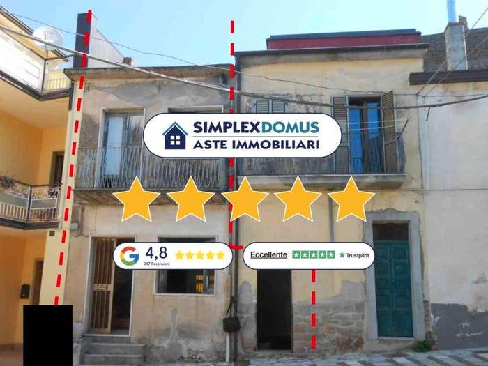 Appartamento con 6 locali in vendita in Via Cairoli, Bonito