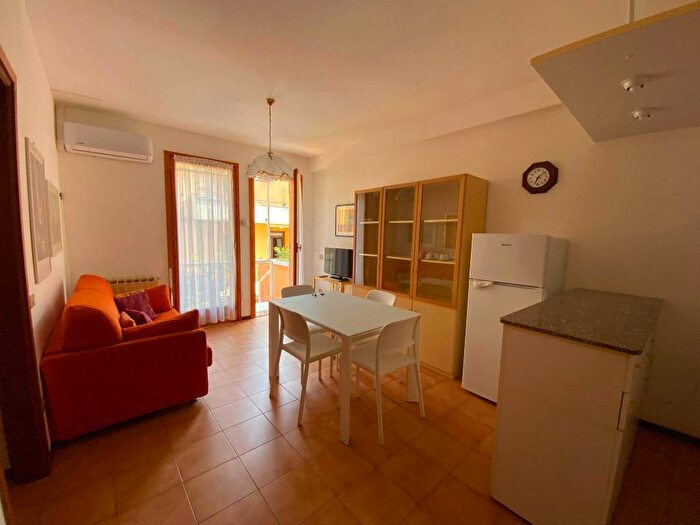 Appartamento bilocale in vendita in Via Gioacchino Rossini, Centro, Loano
