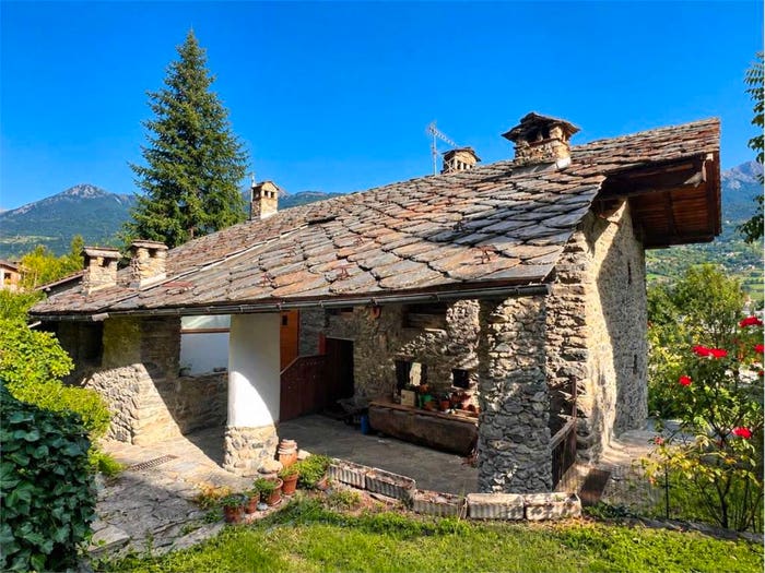 Casa con 6 locali in vendita in Chez Croiset, Fénis