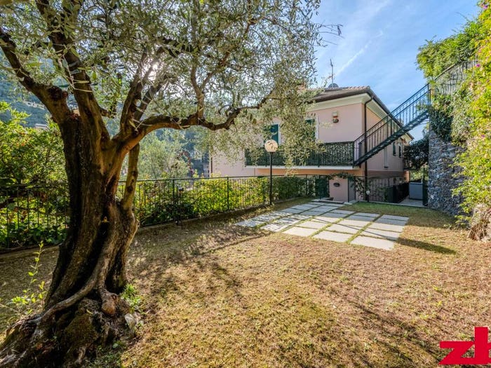 Appartamento trilocale in vendita in Via Canevelli, Centro, Zoagli